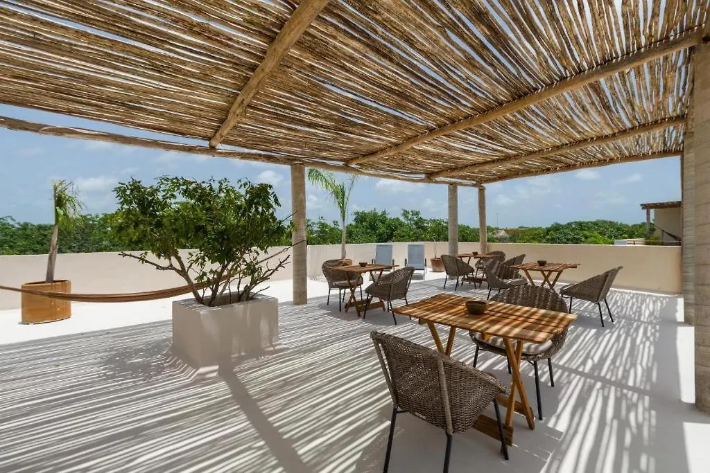 Koos Tulum Hotel 3*,